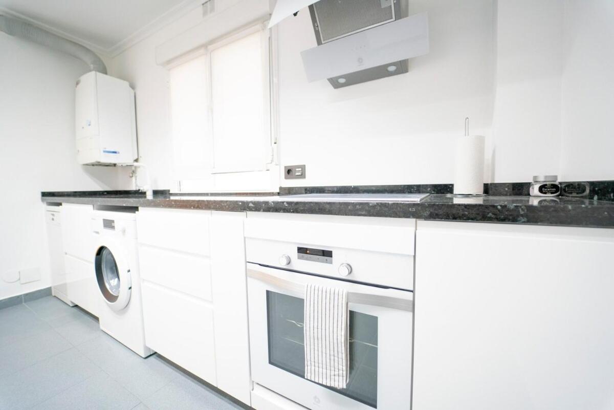 Apartamento Avenida De Castilla Gijón Exterior foto